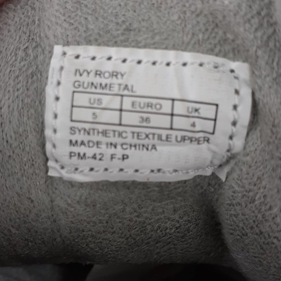 Michael Kors Studded High Top Sneaker Size 5 - Picture 13 of 15